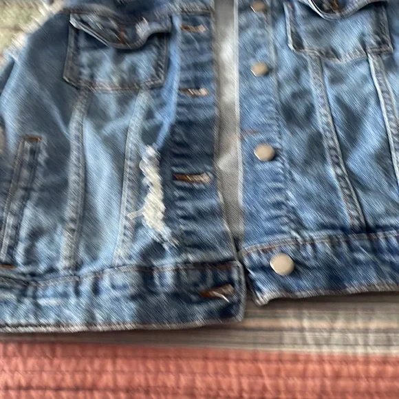 Wild fable distressed denim vest xl - Picture 5 of 6